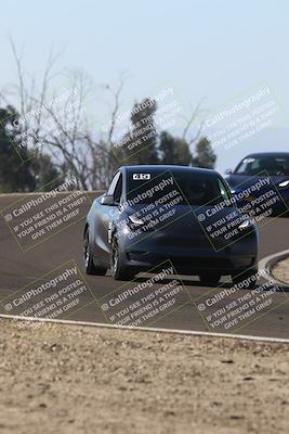 media/Nov-08-2025-Speed Ventures (Sat) [[1c7a6332f5]]/TC B/Session 2 (Turn 2)/